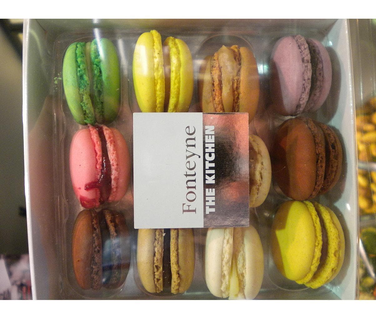 MACARONS (12 pièces)