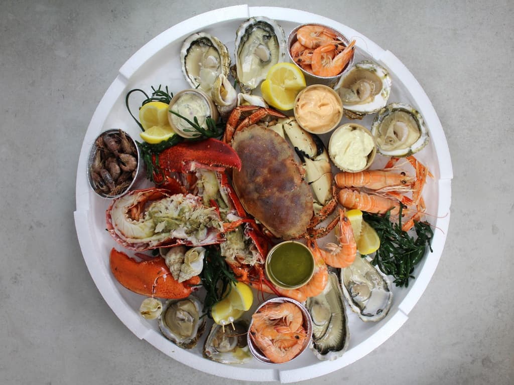 SHARING PLATTERS* 1